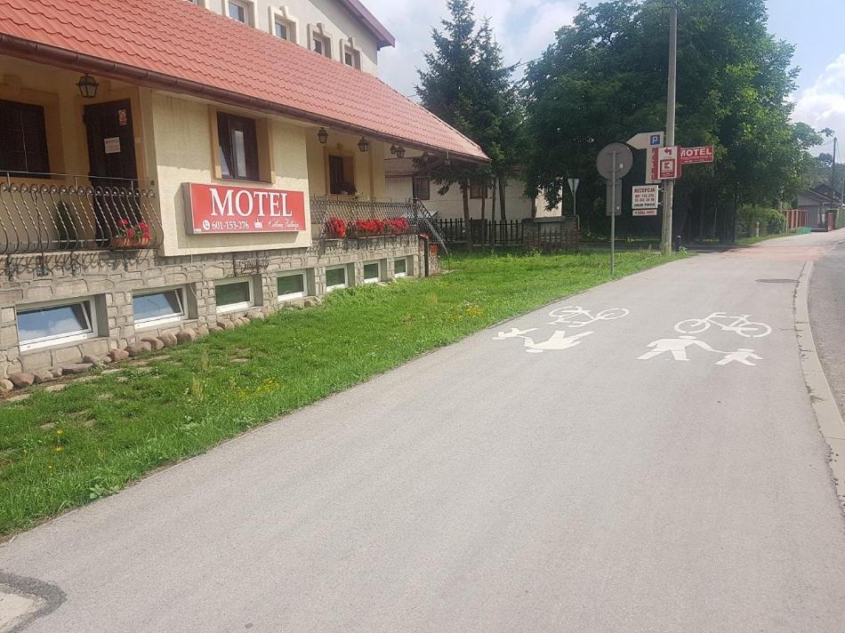 Motel Krolowej Jadwigi Сандомир Екстер'єр фото